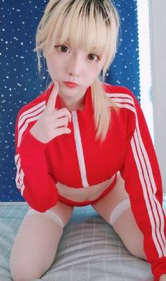 精跪趴灌满白浊共妻np老师学生-中文免费不卡在线观看