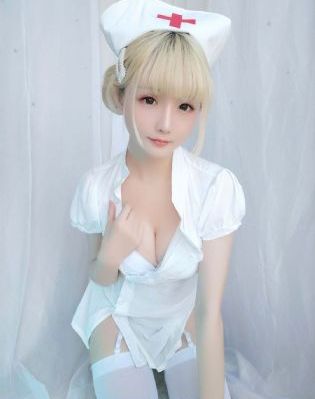 双乳被和尚揉着玩弄在线看-啦啦高清日本电影免费