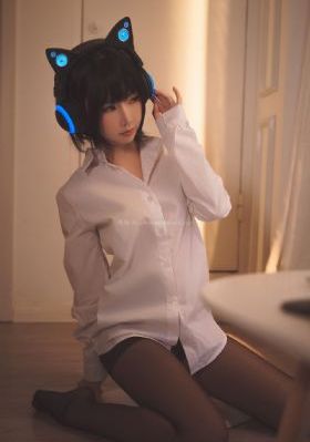 巨乳爆胸男生吃奶-超清动漫在线观看