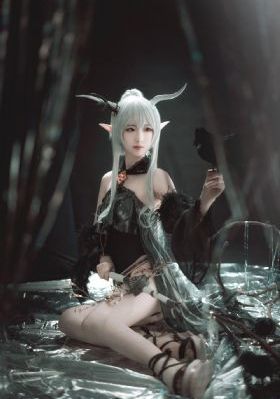 宾利影院一区二区在线观看-手机迅雷在线观看电视