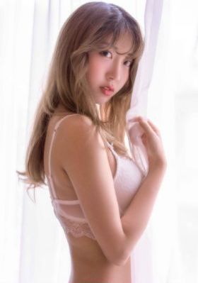 他揉捏她两乳不停呻吟动漫-精彩预告全集在线观看